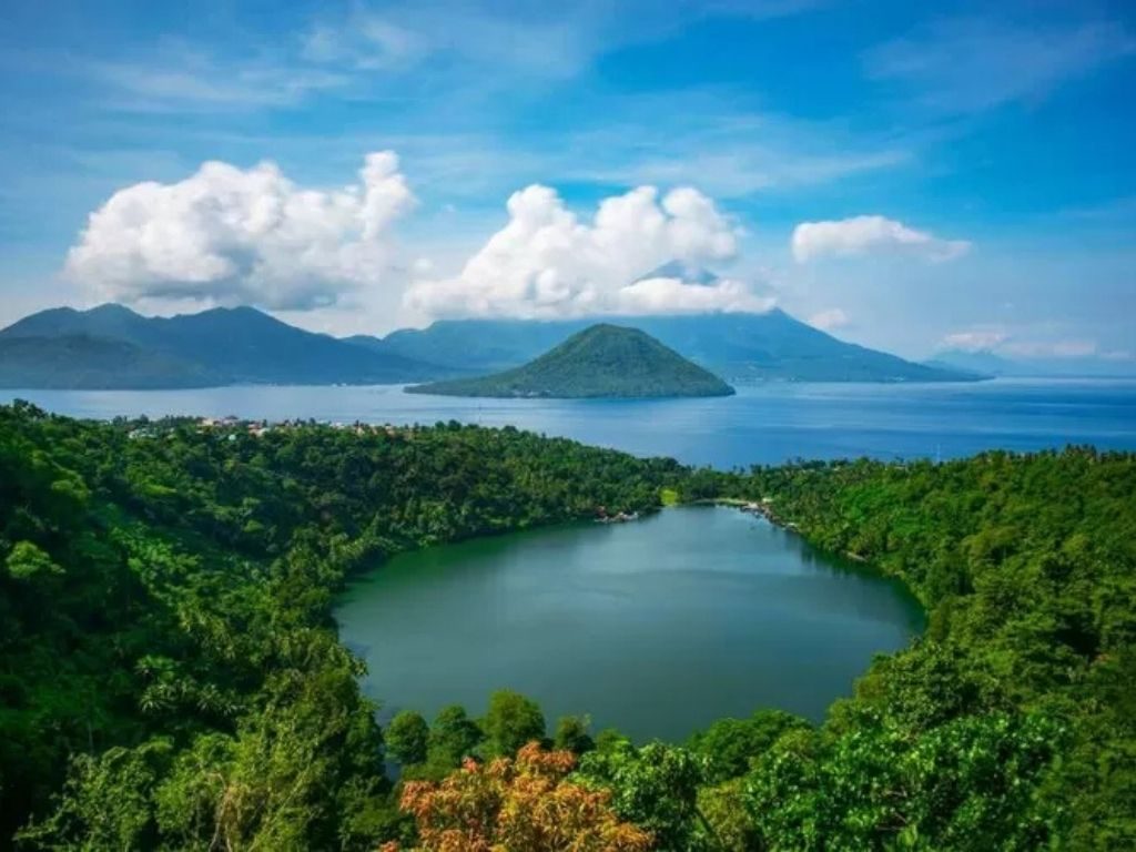 Pristine lagoon in eastern Indonesia